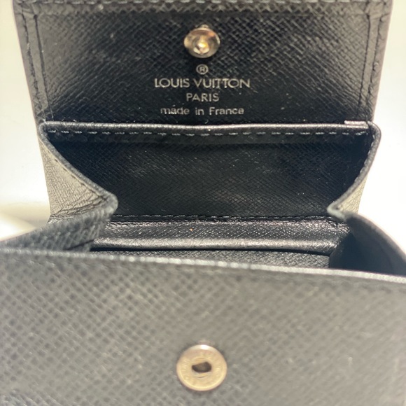 GENUINE LOUIS VUITTON Taiga Coin Case AUTHENTIC Made in France - Picture 4 of 14